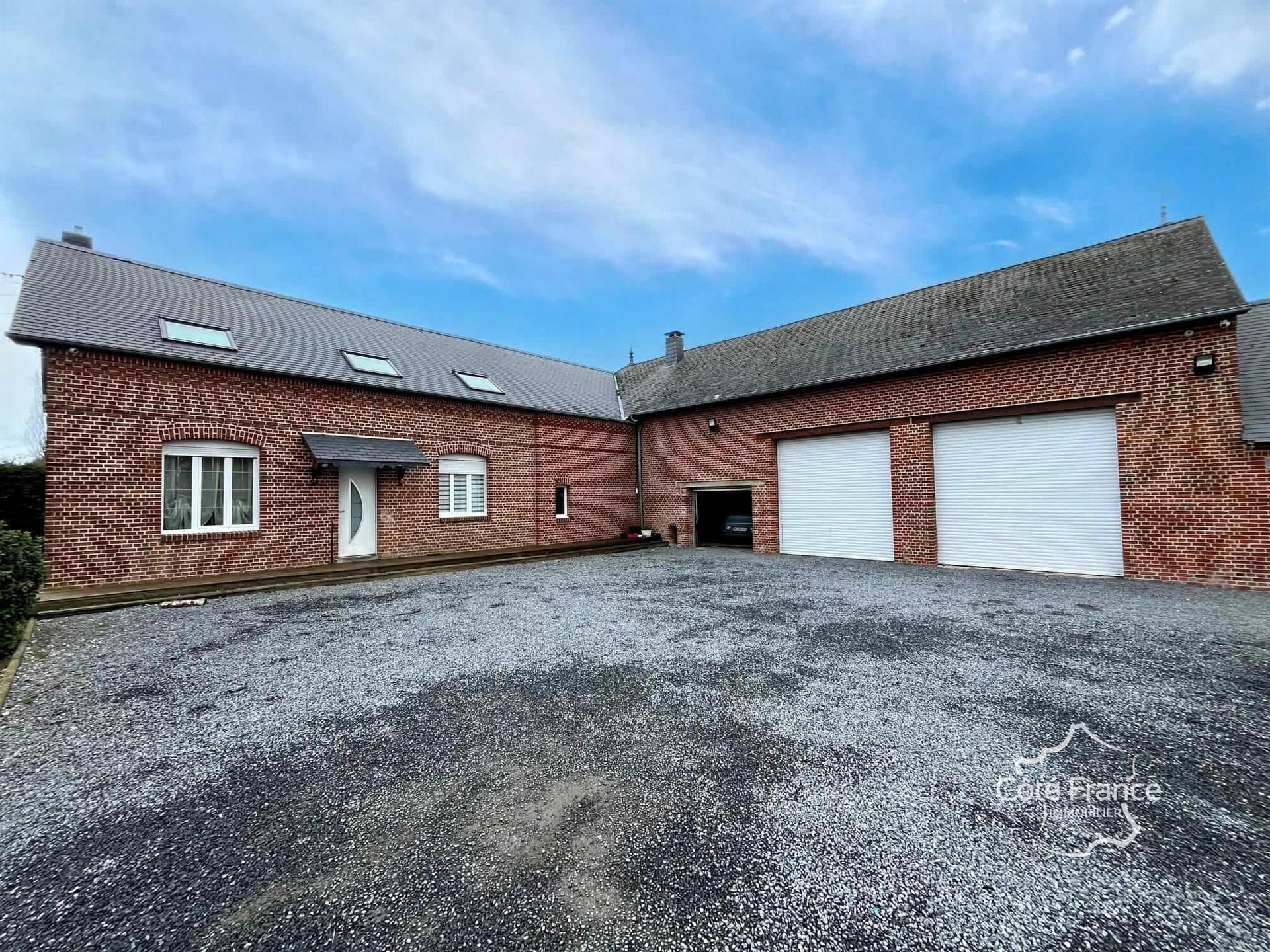 Maison à vendre, 140m², La Flamengrie