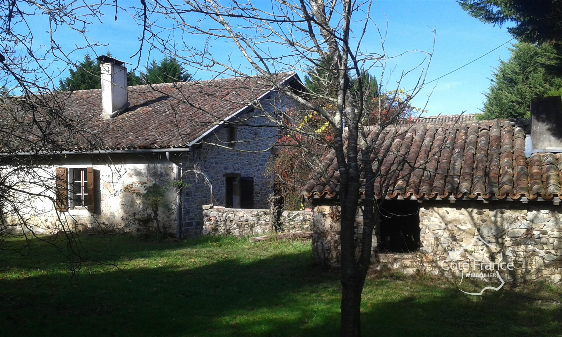 Maison à vendre, 387m², Saint-Etienne-d'Orthe