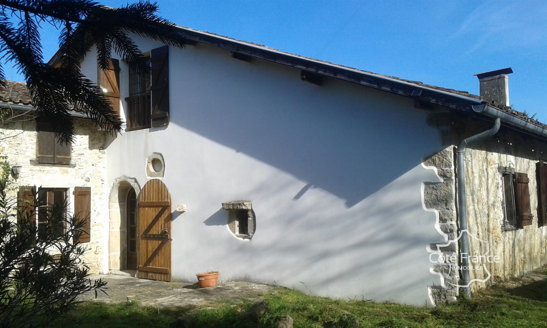 Maison à vendre, 387m², Saint-Étienne-d'Orthe