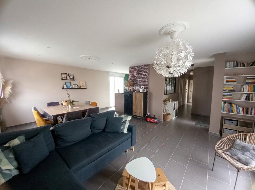 Maison à vendre, 88m², Ernée