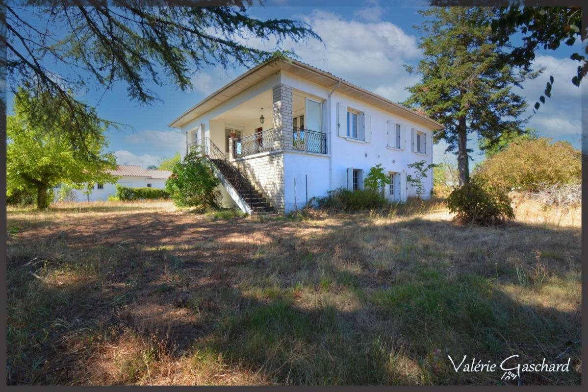 Maison à vendre, 110m², Saint-Seurin-sur-l'Isle