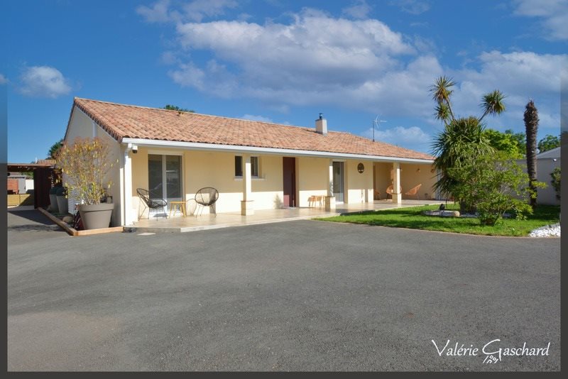 Maison à vendre, 208m², Saint-Denis-de-Pile
