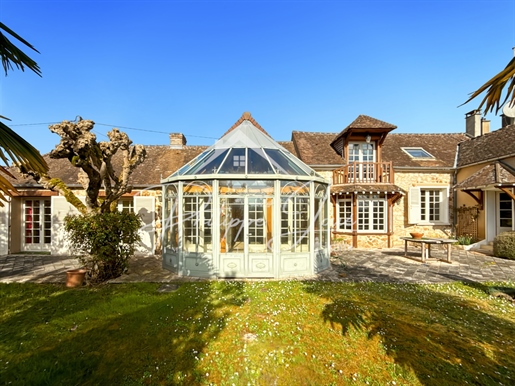 Maison 7 pièces 210 m² · à Villemanoche · 210 m² · 400 000 €