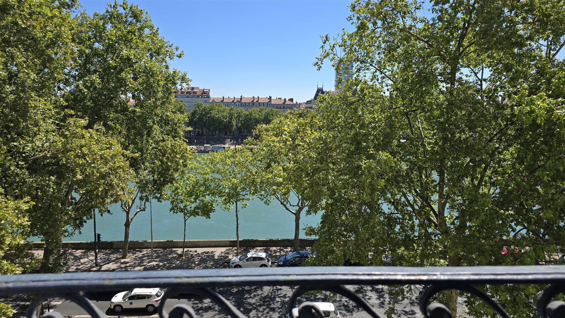 Appartement 4 pièces 83 m² · à Lyon 2ème · 83 m² · 390 000 €