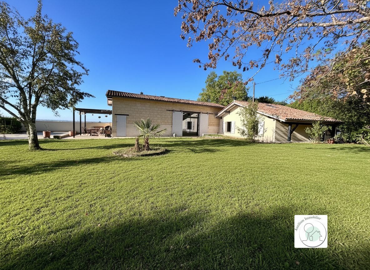 Maison à vendre, 159m², Bourg