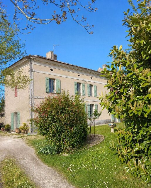 Maison 5 pièces 160 m² · à Saint-Savin · 160 m² · 208 000 €