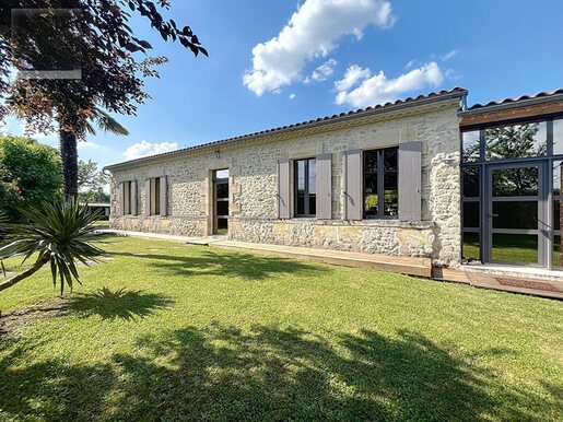 Maison 5 pièces 185 m² · à Cars · 185 m² · 441 490 €