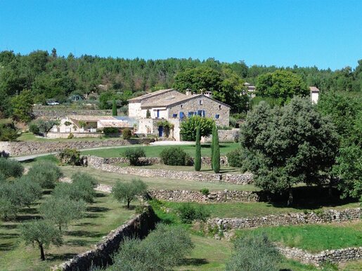 9 pièces 230 m² · à Rosières · 230 m² · 780 000 €