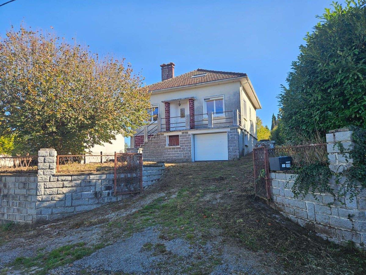 Maison à vendre, 90m², Châteauneuf-la-Forêt