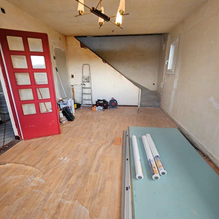 Maison à vendre, 90m², Châteauneuf-la-Forêt