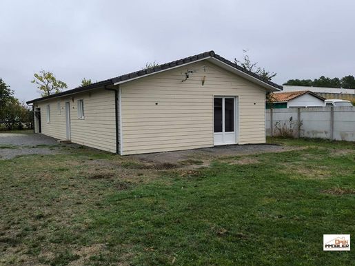Maison 4 pièces 103 m² · à Montendre · 103 m² · 110 000 €