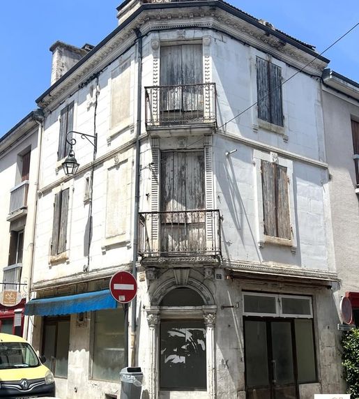 Immeuble 2 pièces 75 m² · à Villeneuve-sur-Lot · 75 m² · 19 500 €