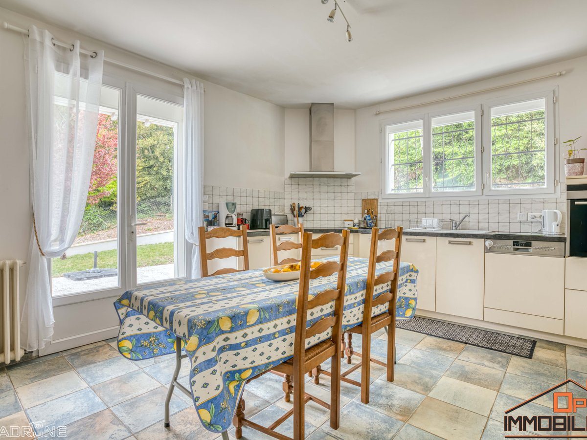 Maison à vendre, 200m², Monclar