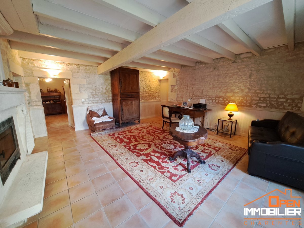 Maison à vendre, 175m², Criteuil-la-Magdeleine