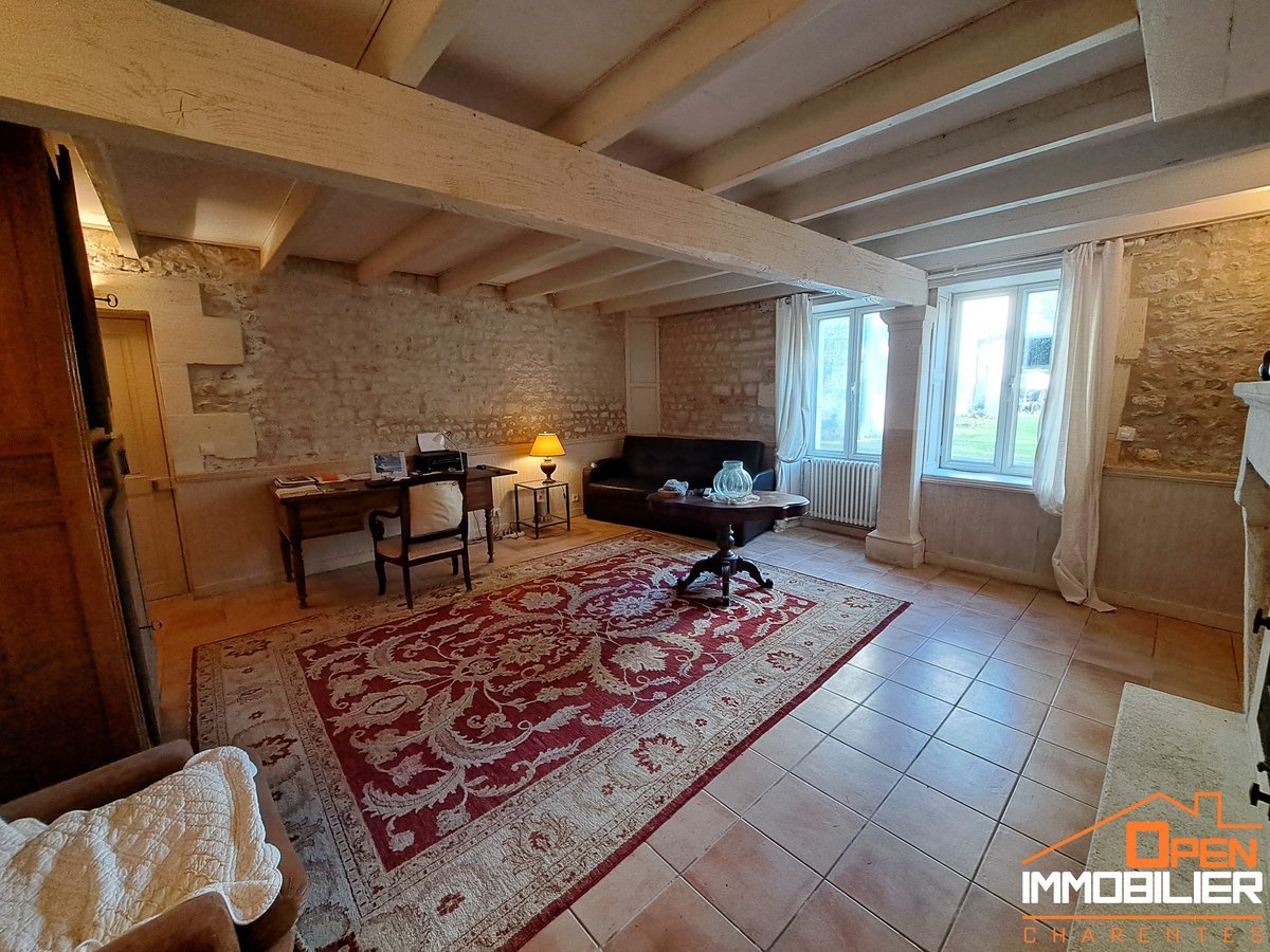 Maison à vendre, 175m², Criteuil-la-Magdeleine