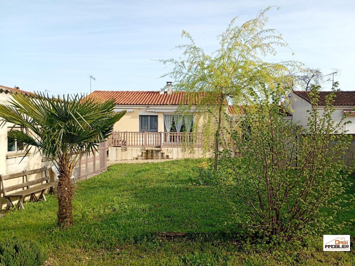 Maison à vendre, 74m², Châteaubernard