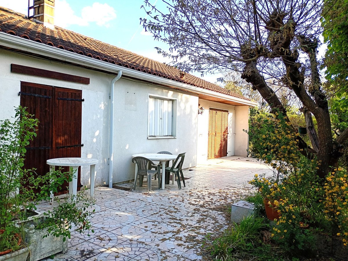 Maison à vendre, 92m², Saint-Laurent-de-Cognac