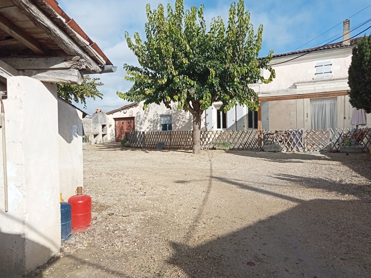Maison à vendre, 129m², Sainte-Sévère