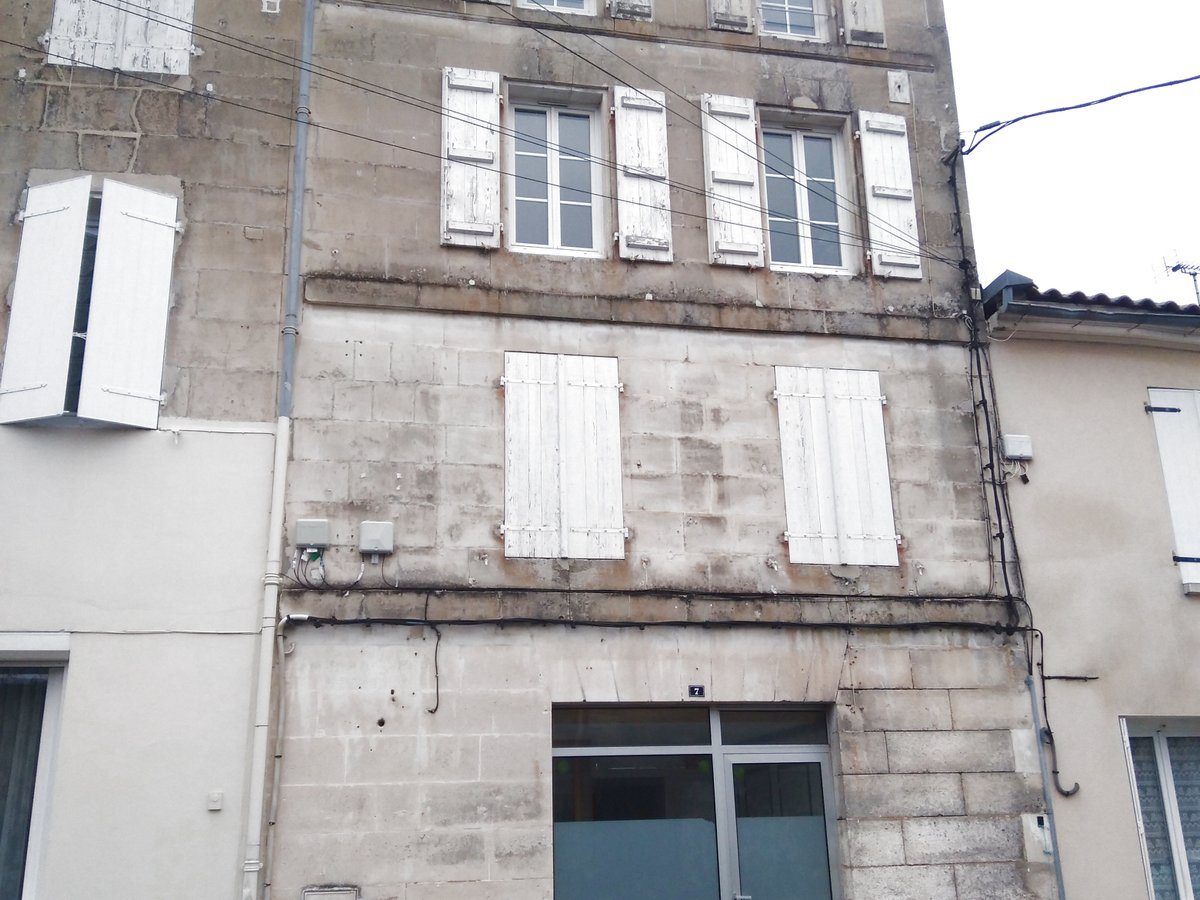 Maison à vendre, 194m², Hiersac