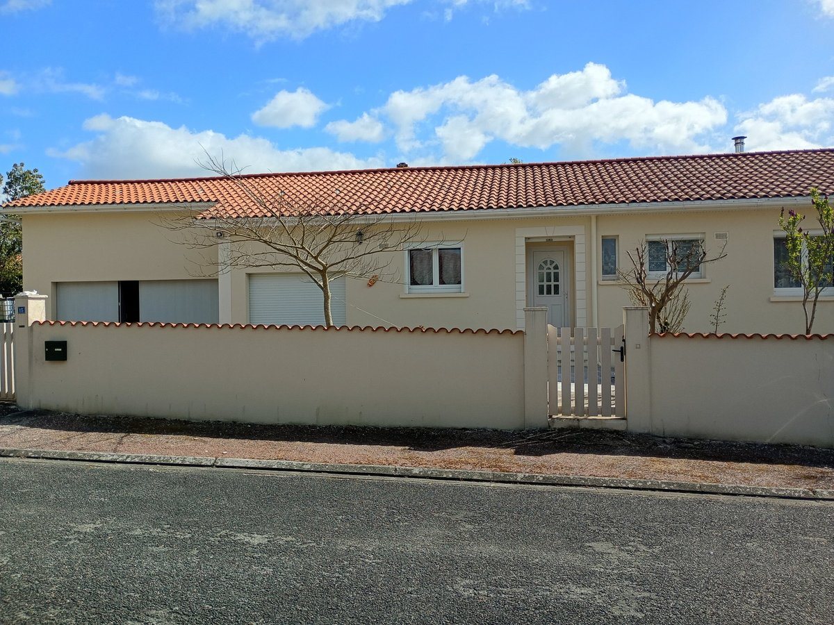 Maison à vendre, 105m², Louzac-Saint-André