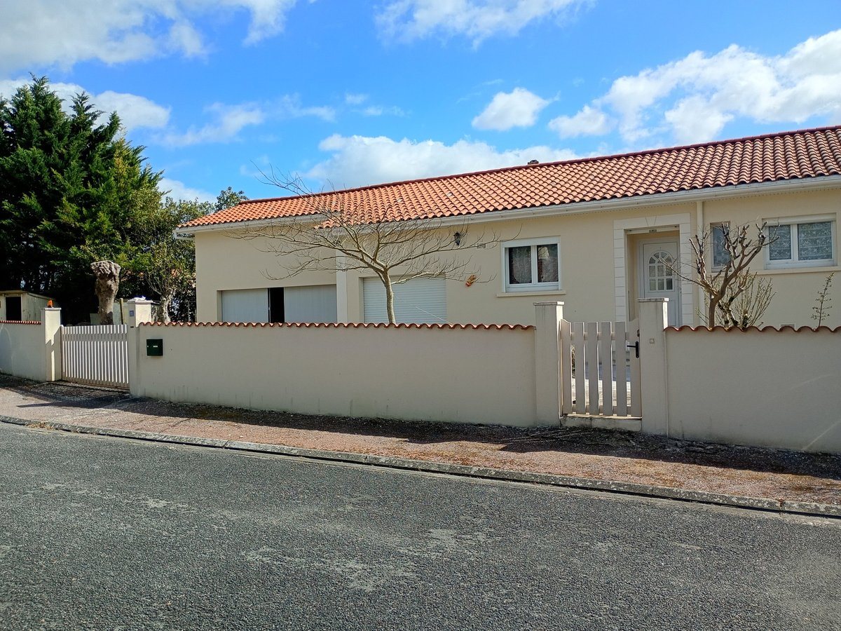 Maison à vendre, 105m², Louzac-Saint-André