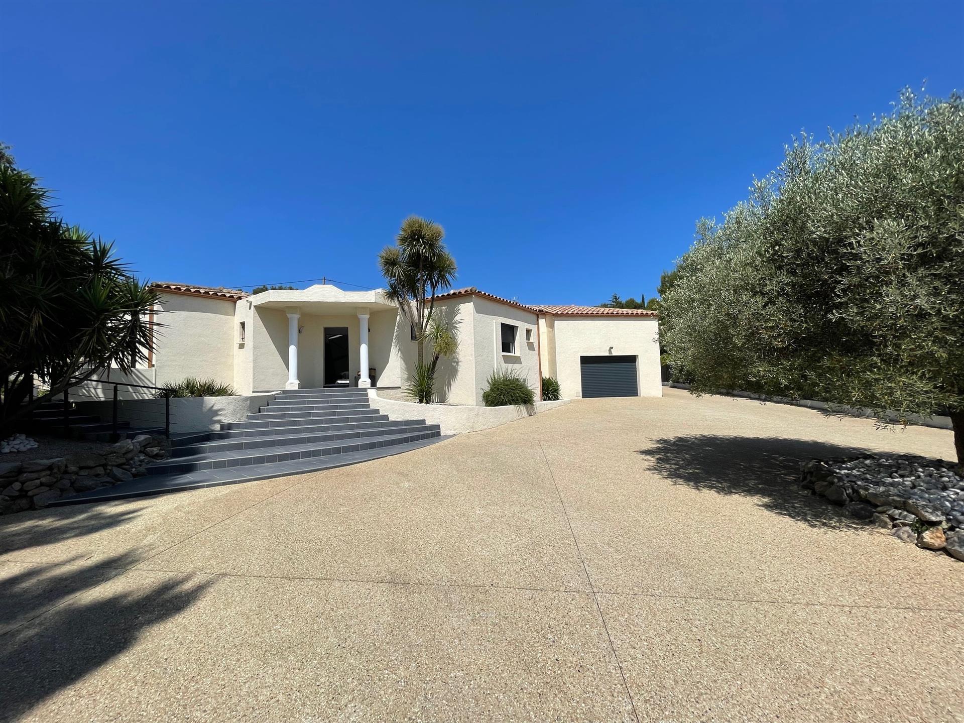 Maison à vendre, 220m², Saint-Georges-d'Orques
