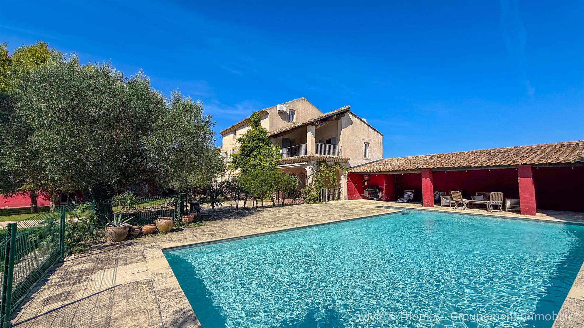 Maison à vendre, 324m², Caderousse