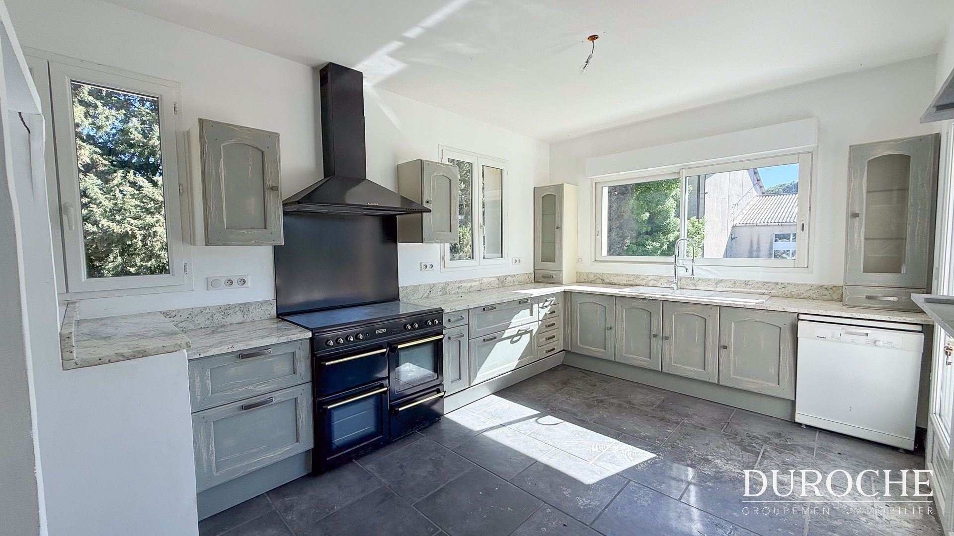 Maison à vendre, 224m², Caderousse