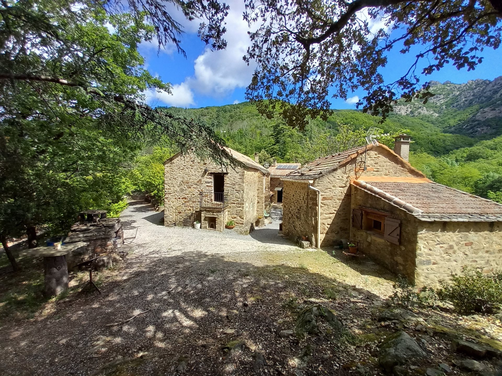 Maison à vendre, 196m², Saint-Vincent-d'Olargues