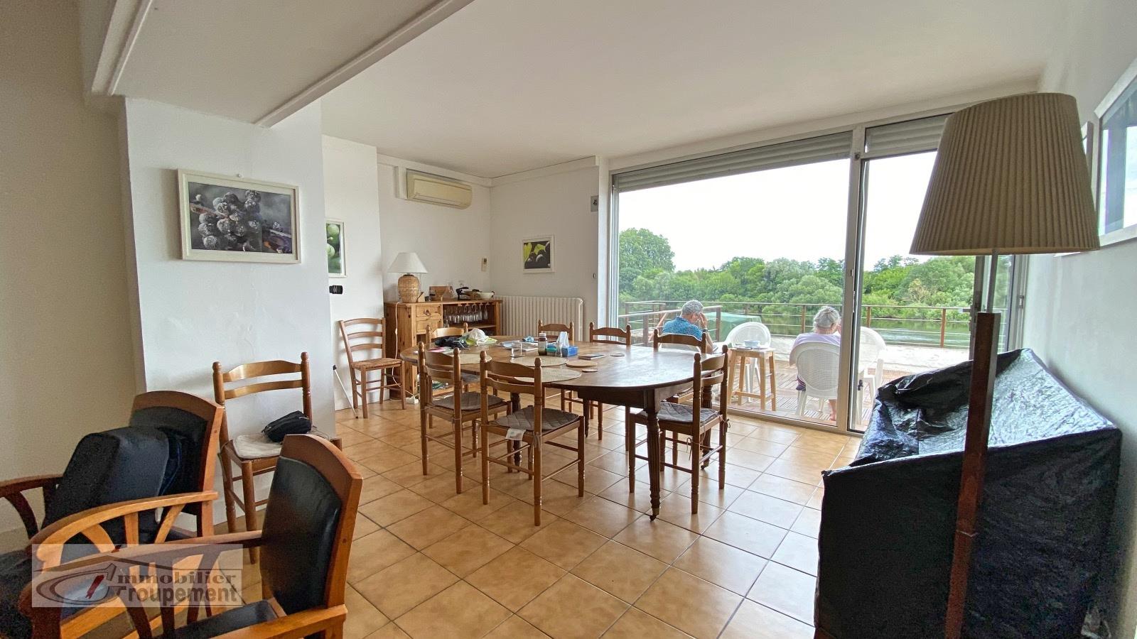 Maison à vendre, 166m², Castillon-la-Bataille