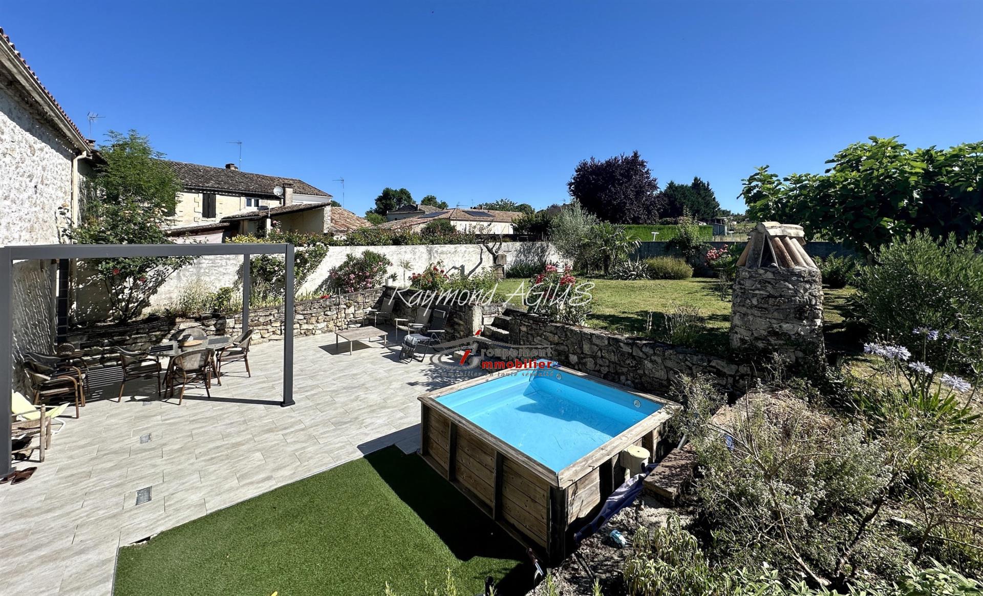 Maison à vendre, 265m², Saint-Méard-de-Gurçon
