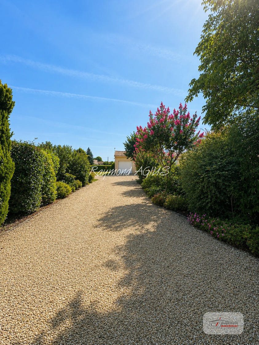 Maison à vendre, 130m², Saint-Pierre-d'Eyraud