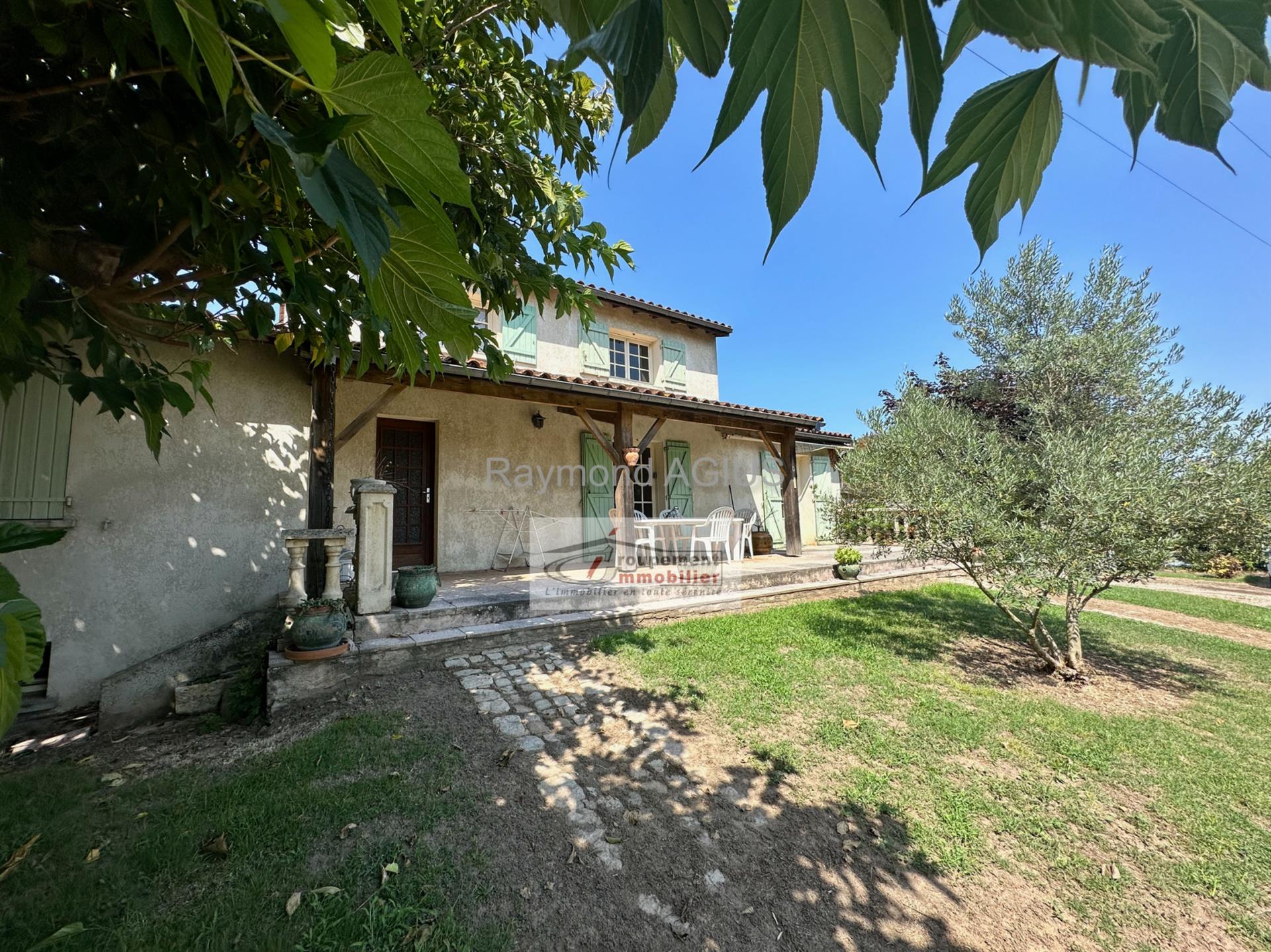 Maison à vendre, 219m², Saint-Seurin-de-Prats