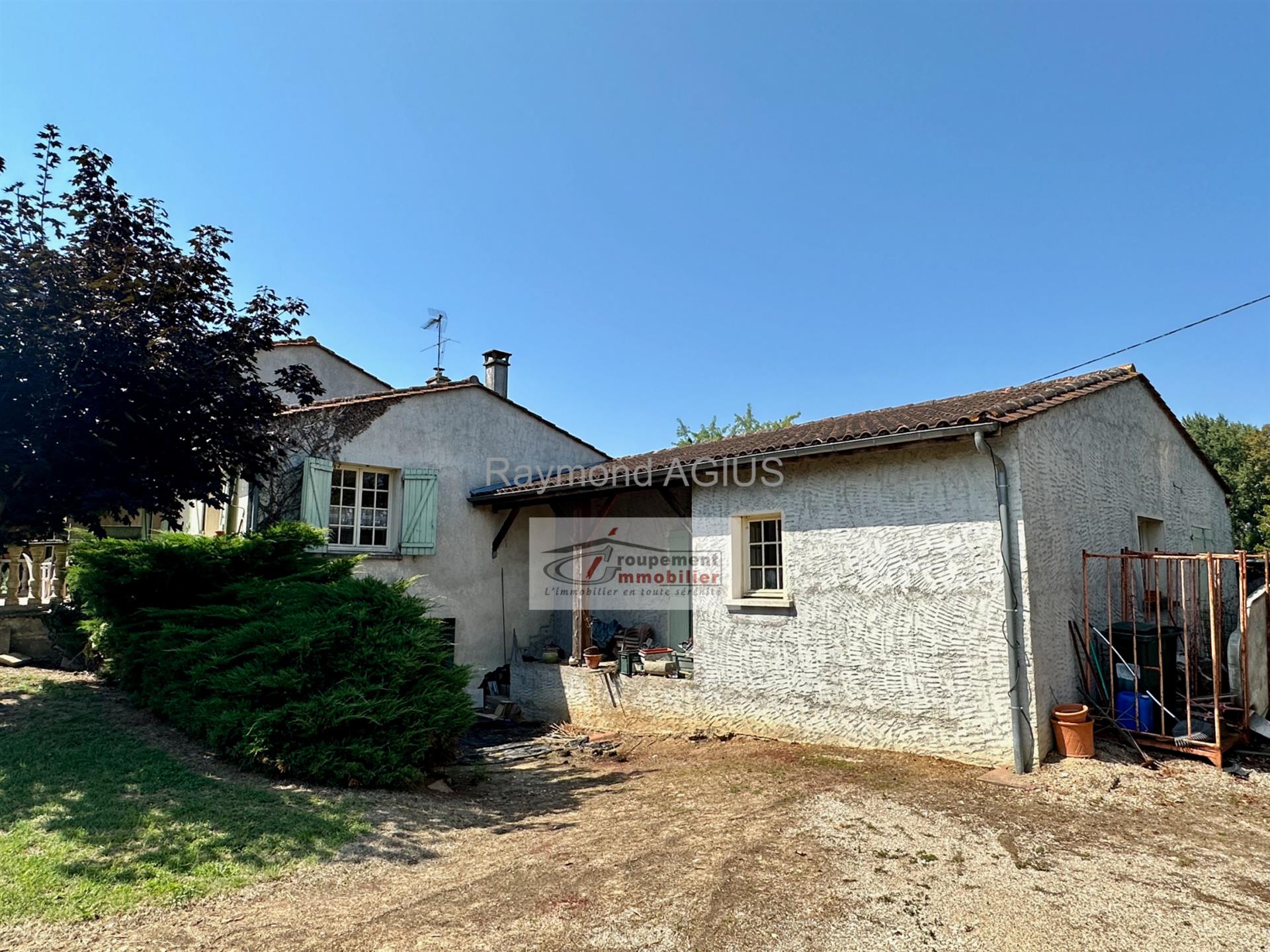 Maison à vendre, 219m², Saint-Seurin-de-Prats