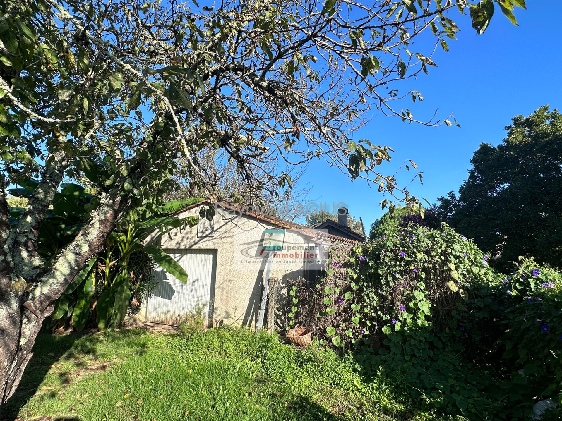 Maison à vendre, 219m², Saint-Seurin-de-Prats