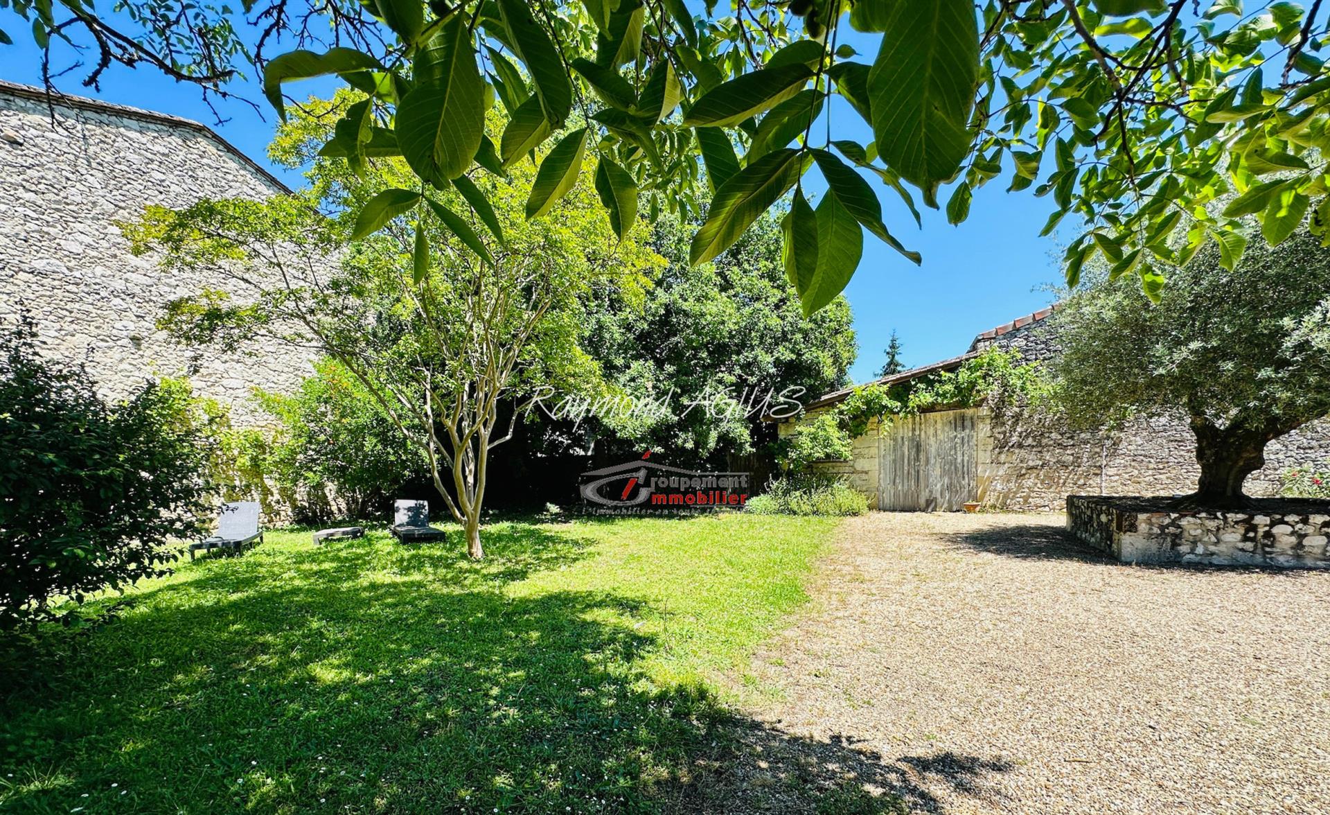 Maison à vendre, 315m², Port-Sainte-Foy-et-Ponchapt