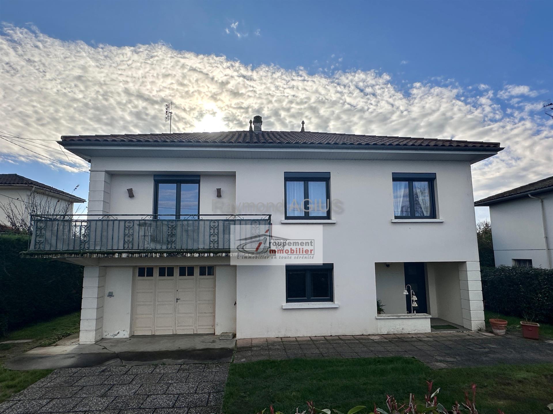 Maison à vendre, 120m², Pineuilh