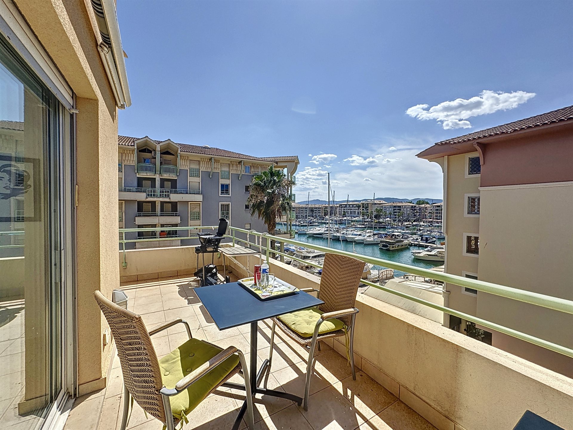 Appartement à vendre, 79m², Fréjus