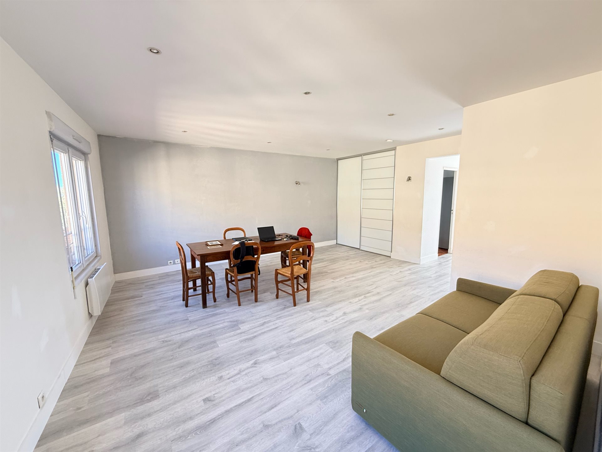Appartement à vendre, 97m², Fréjus
