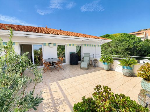 Appartement 4 pièces 91 m² · à Fréjus · 91 m² · 570 000 €