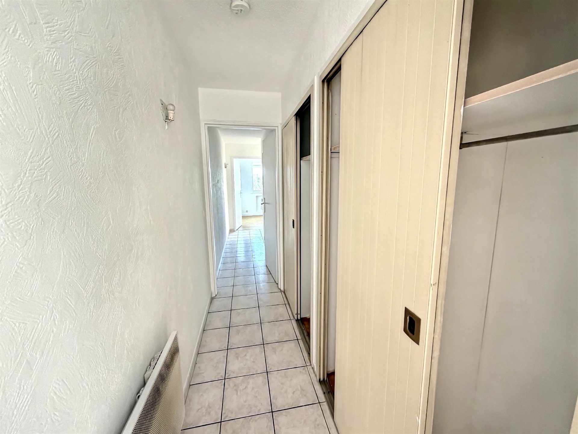 Appartement à vendre, 76m², Fréjus