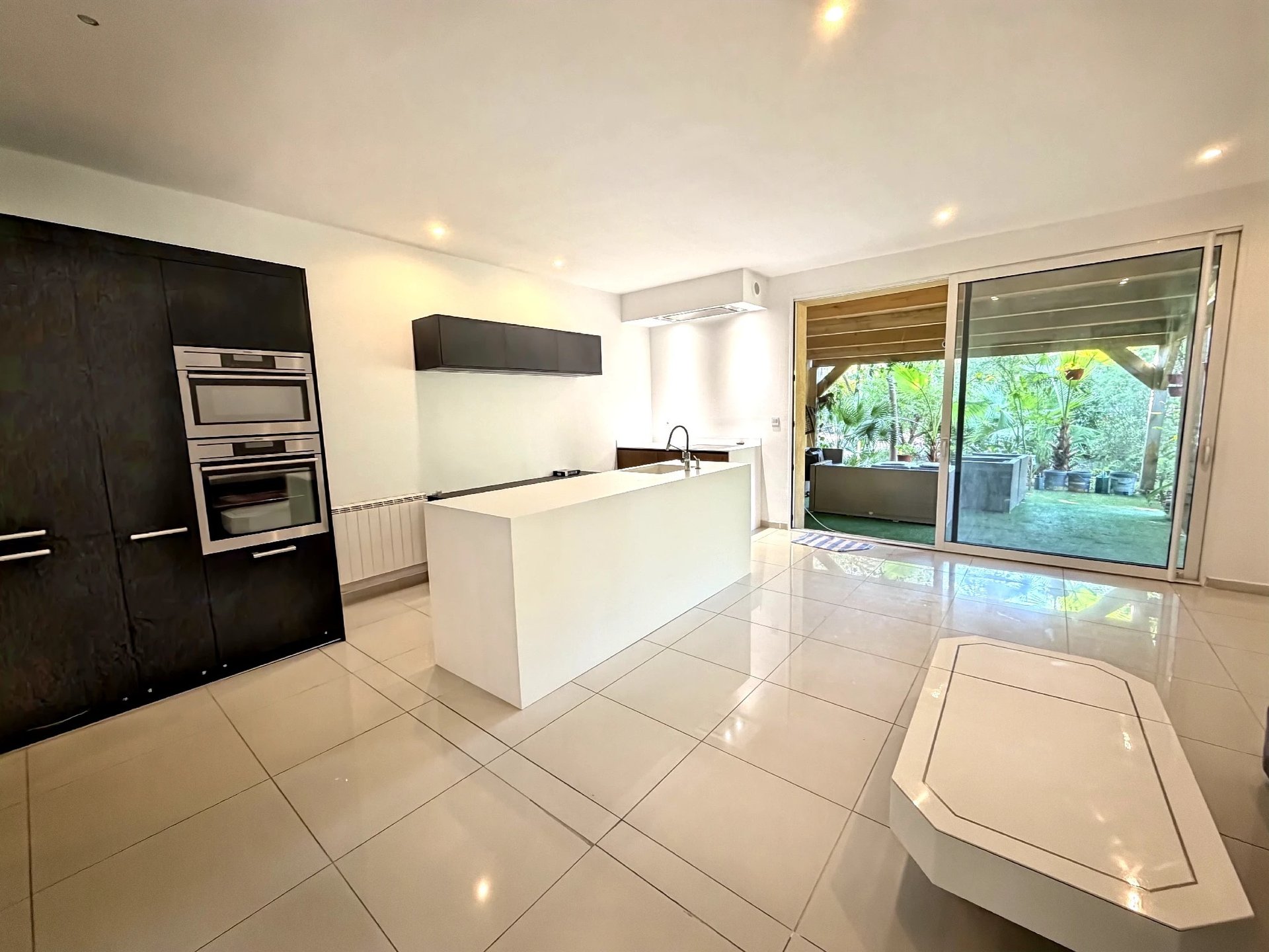 Maison à vendre, 92m², Fréjus