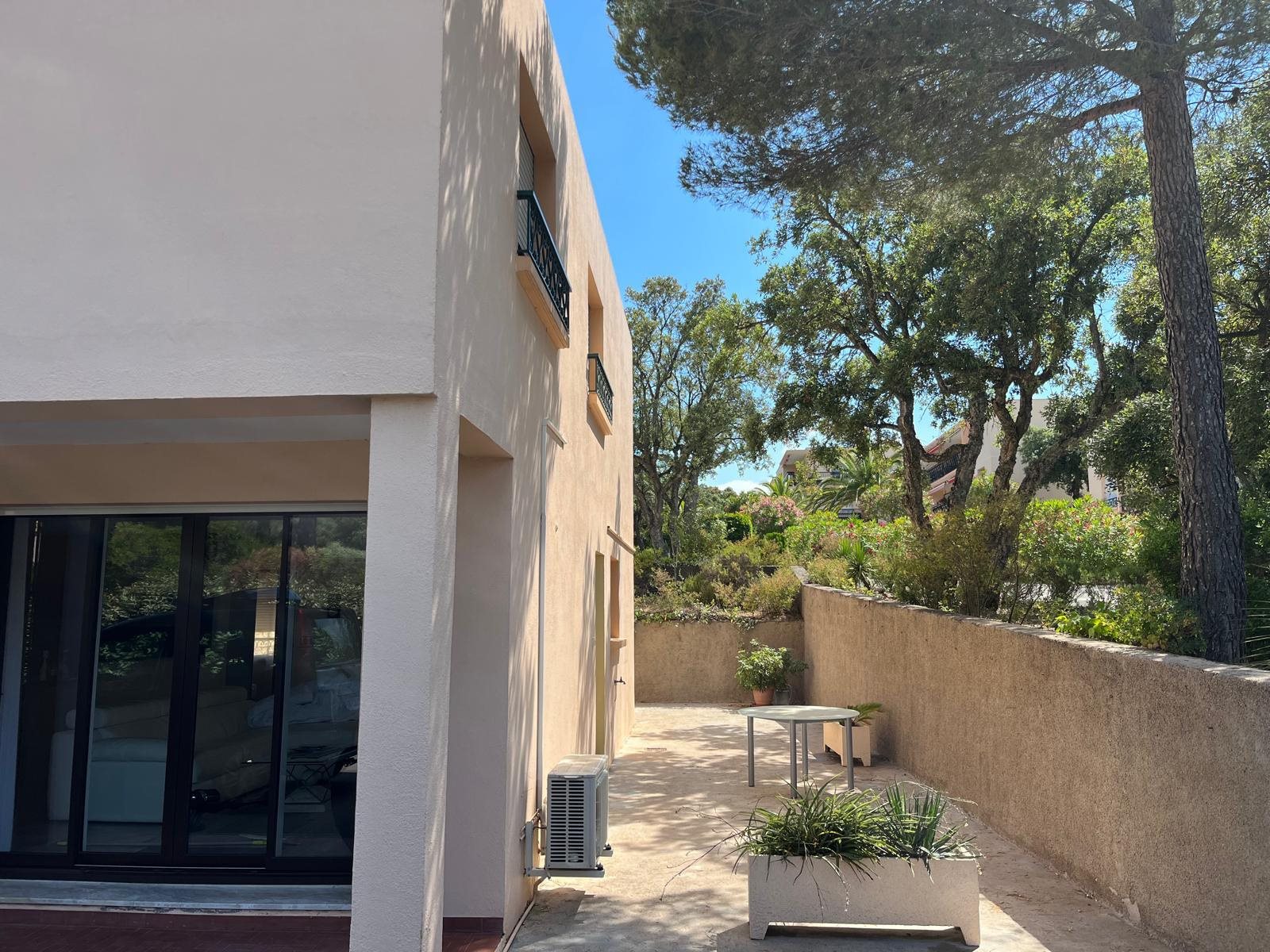 Appartement à vendre, 59m², Fréjus