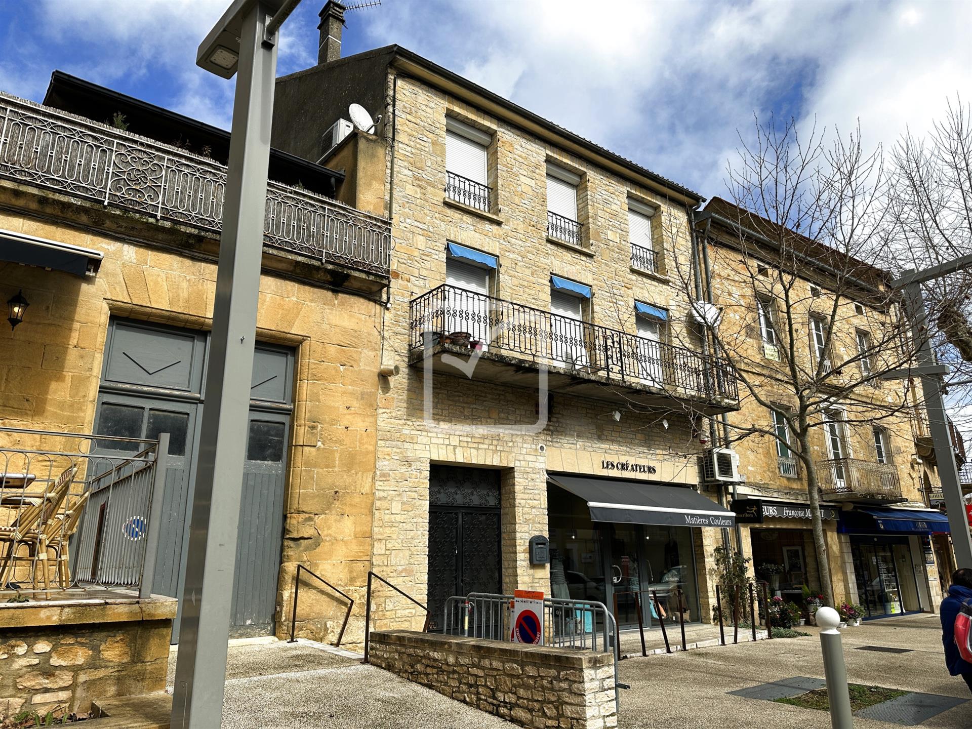 Maison à vendre, 295m², Gourdon
