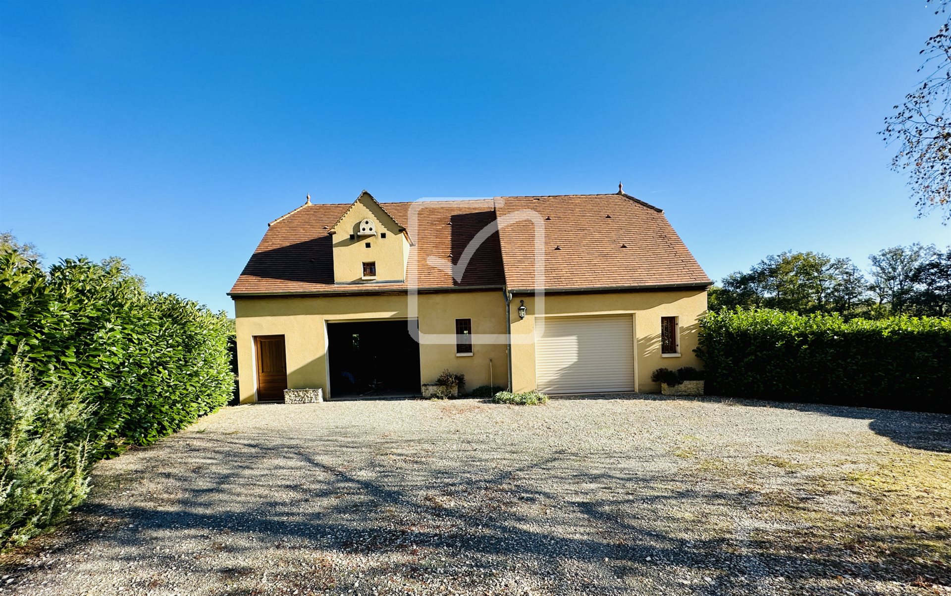 Maison à vendre, 250m², Gourdon