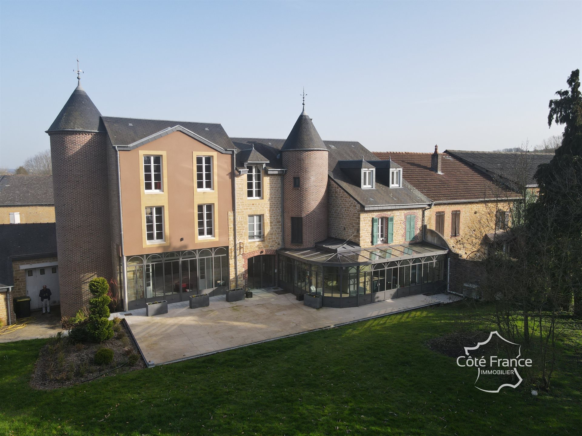 Maison à vendre, 418m², Haudrecy