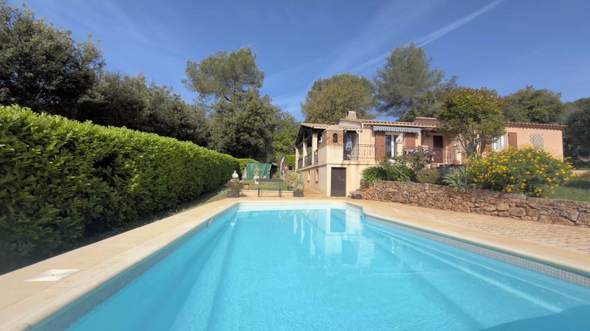 Maison à vendre, 94m², Valbonne