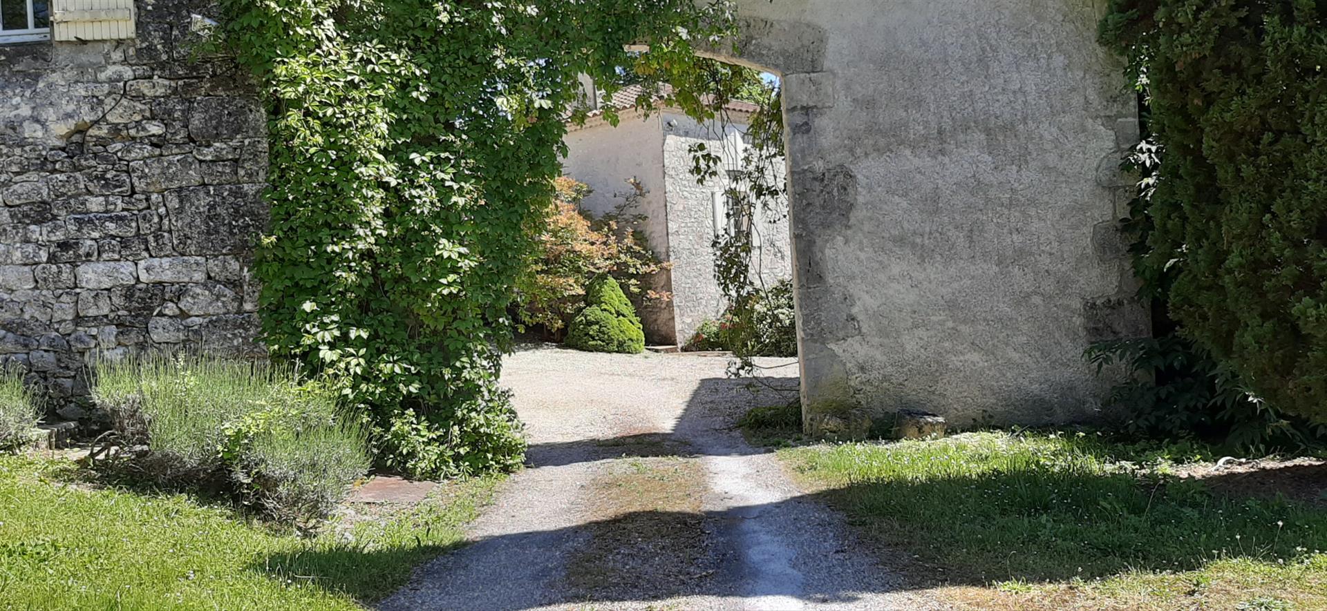 Maison à vendre, 260m², Roquecor