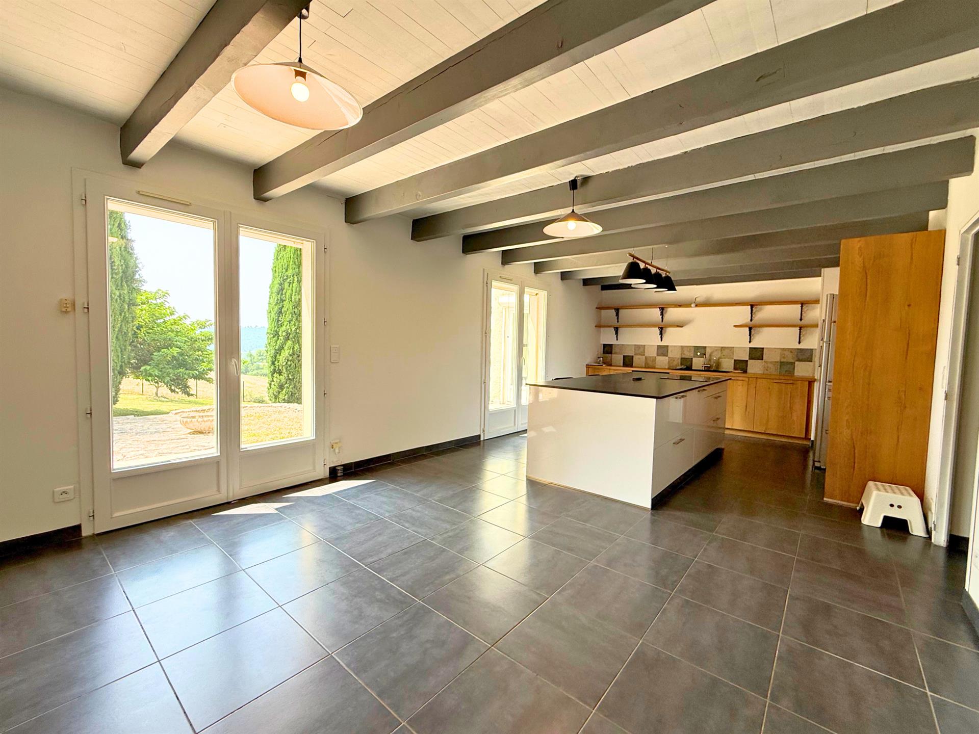 Maison à vendre, 325m², Pierrevert