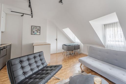 Appartement 2 pièces 32 m² · à Paris 8ème · 32 m² · 335 000 €